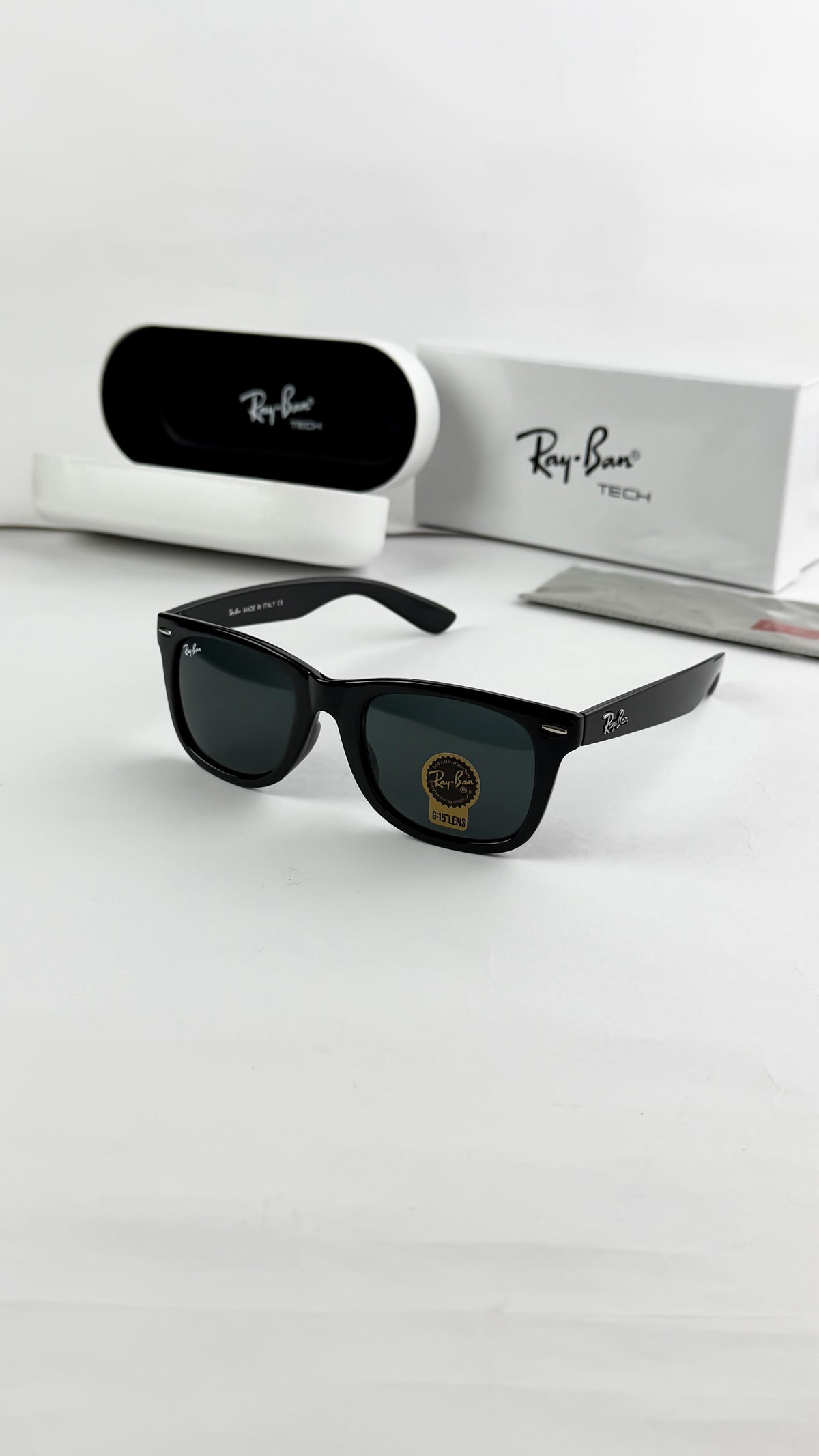 Rayban Black Wayfarer 2140