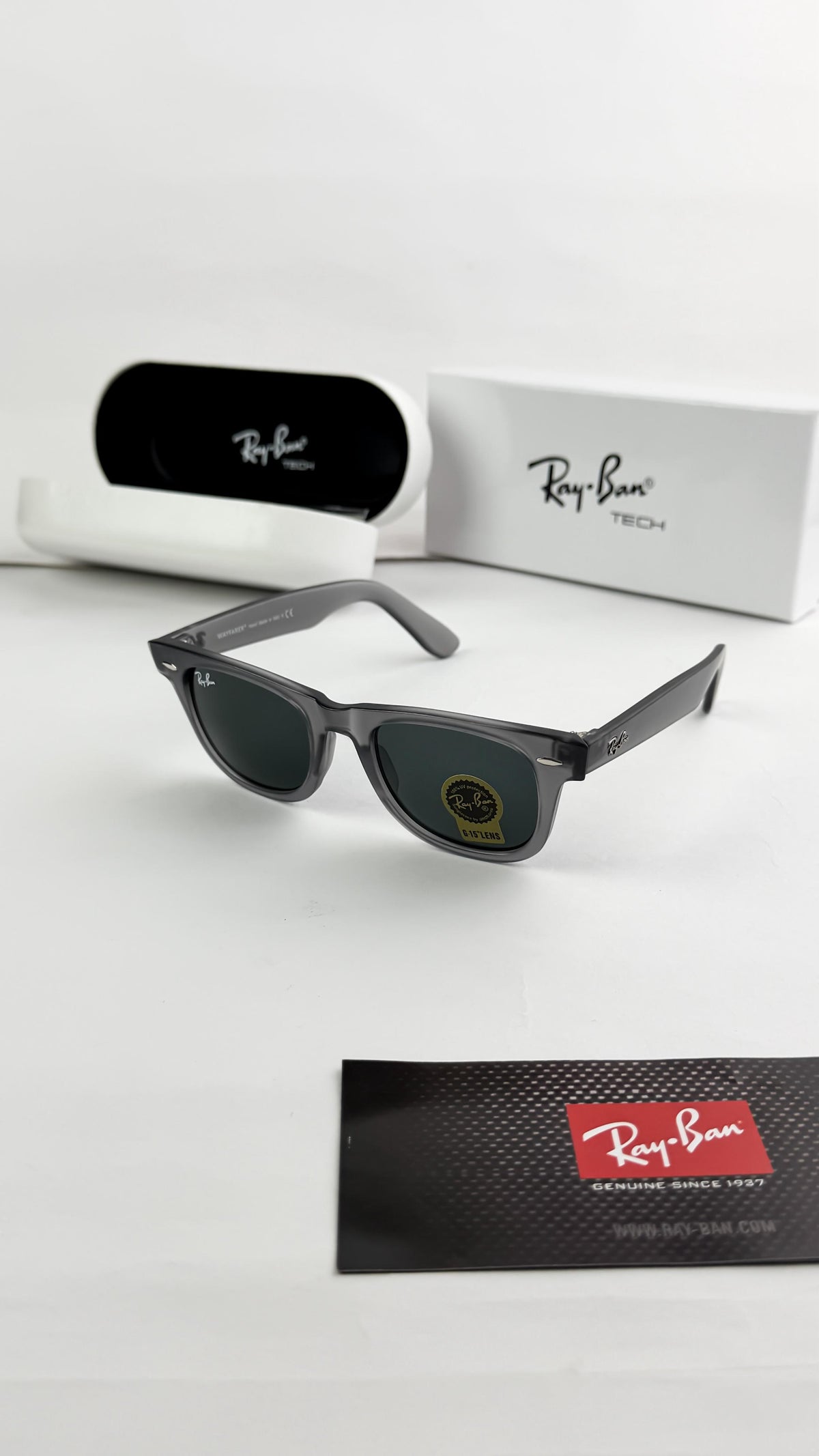 Rayban Grey Black Wayfarer 2140