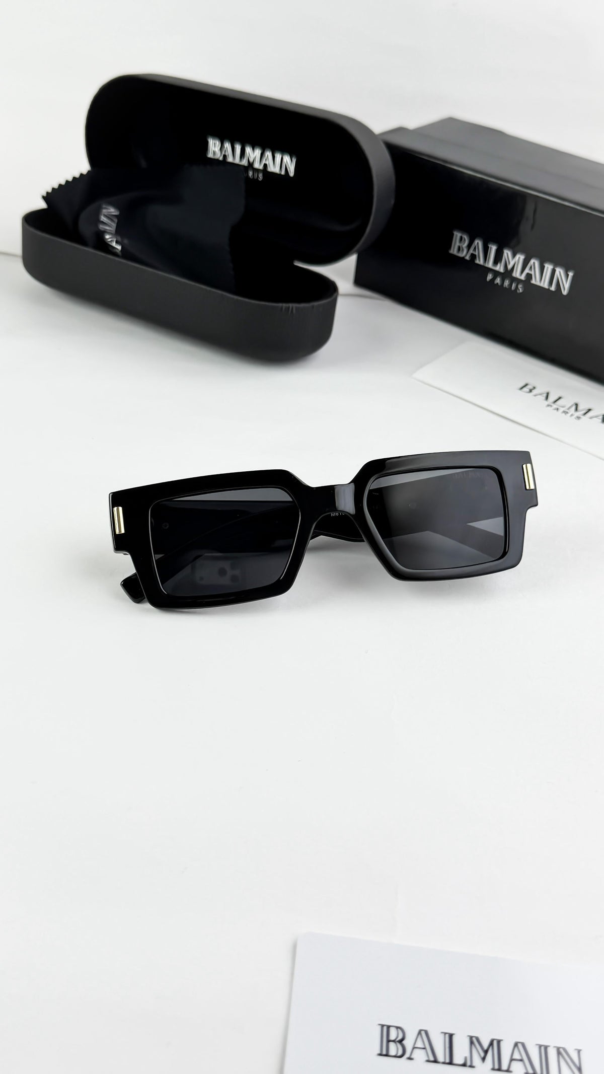 Balmain Gold Black 6108