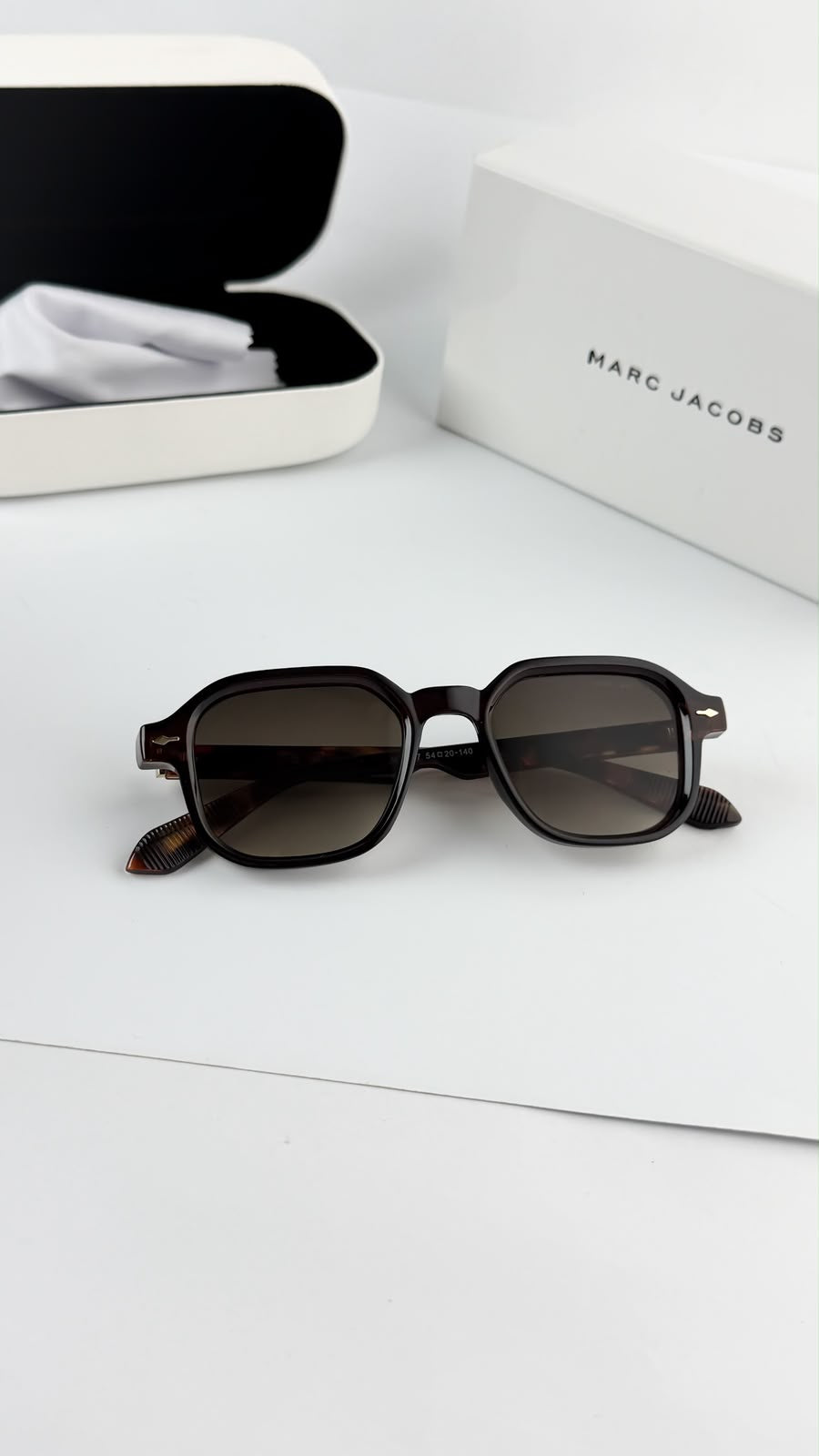 Marc Jacobs Brown Unisex Sunglasses