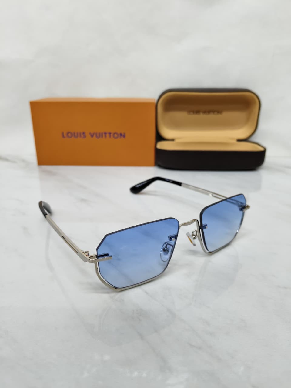 Gucci GG Square Unisex Sunglasses Black Polycarbonate
