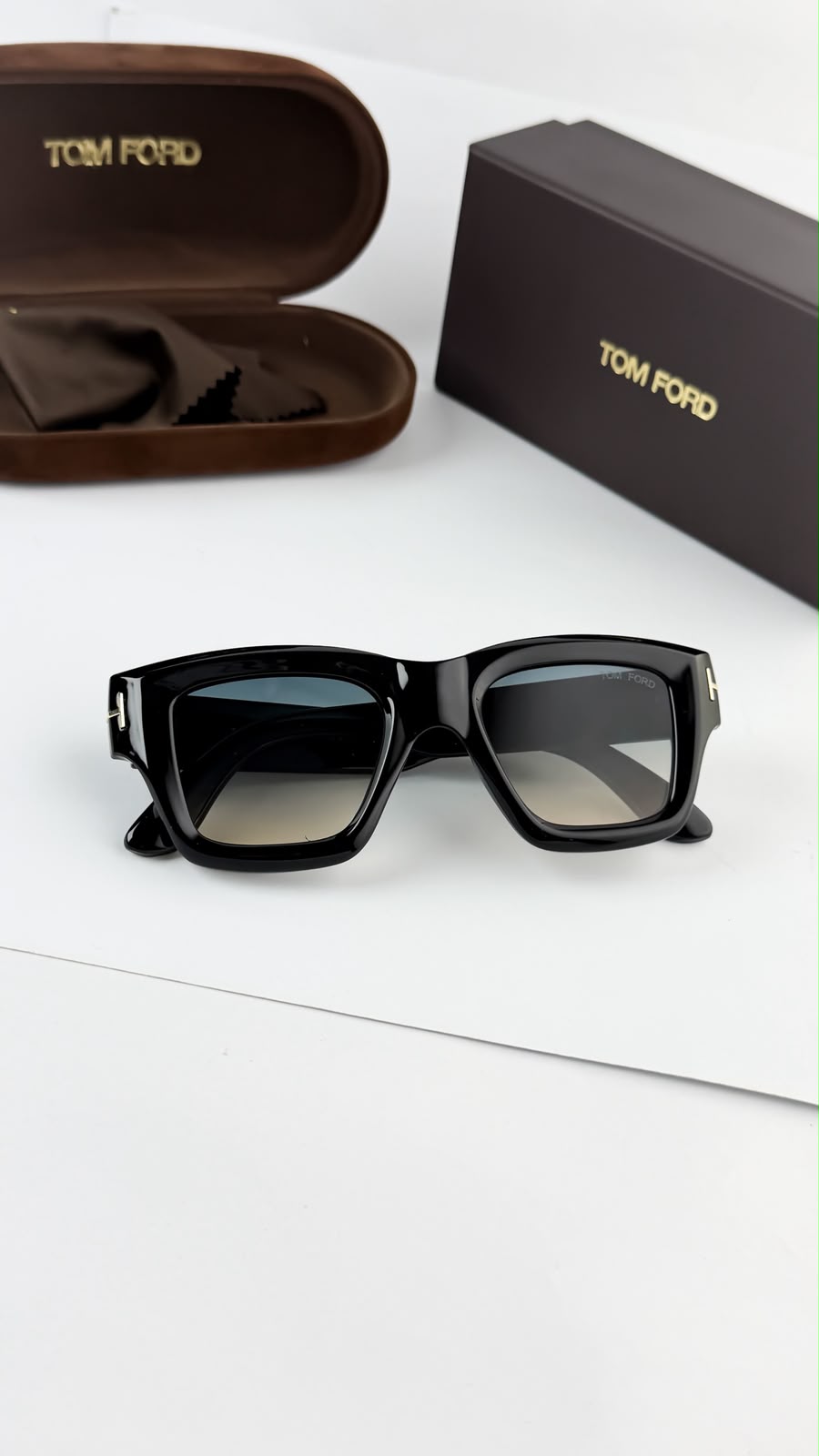 T Ford Bold black frame premium sunglass