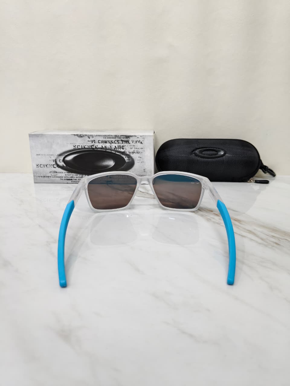 OAKLEY Polarized Square Sunglasses