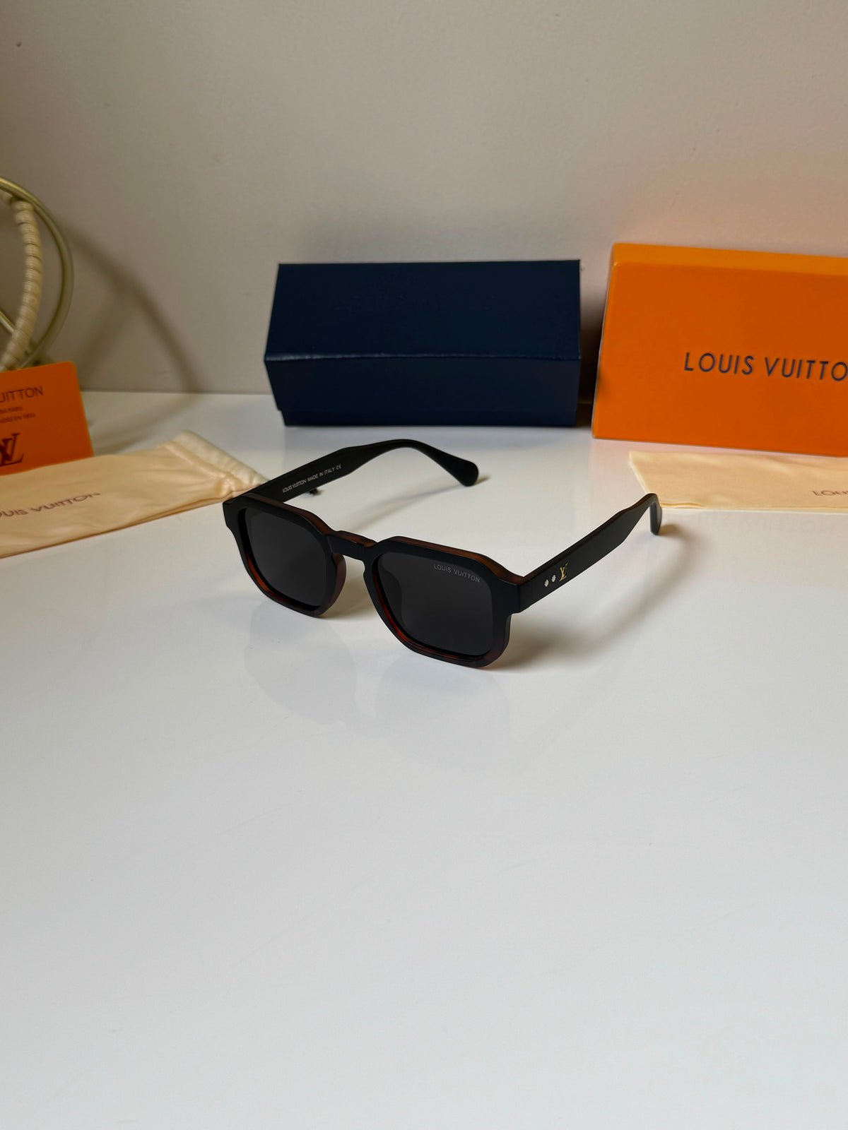 Louis Vuitton Black Brown Unisex Sunglasses