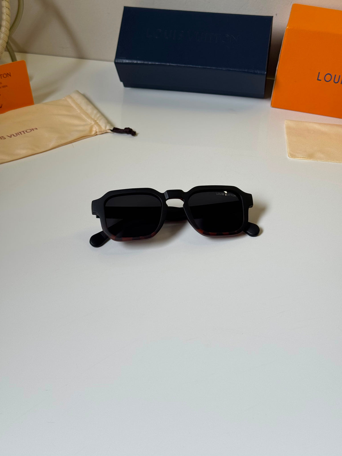 Louis Vuitton Black Brown Unisex Sunglasses