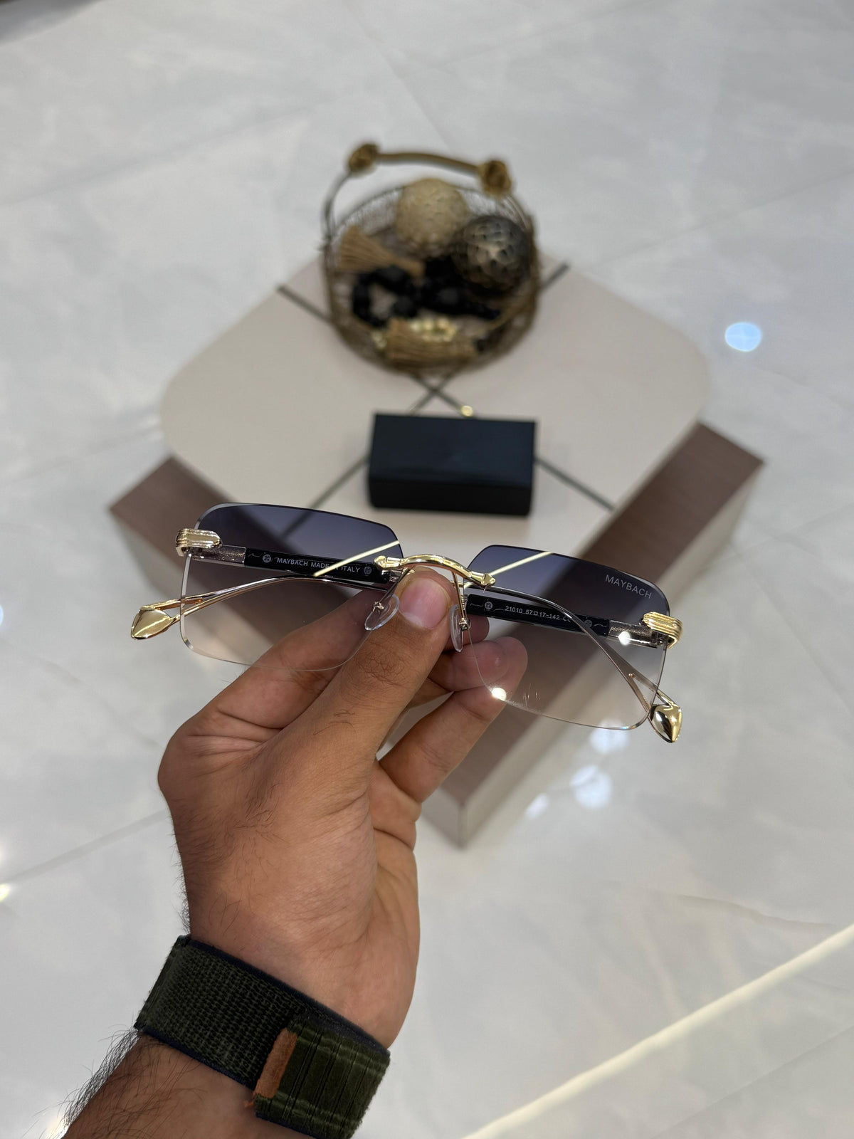 Maybach Luxury Rimless Gold Black Frame  Gradient Lenses Unisex Fashion Eyewear