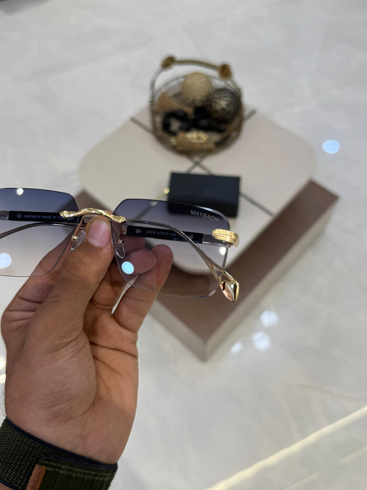 Maybach Luxury Rimless Gold Black Frame  Gradient Lenses Unisex Fashion Eyewear